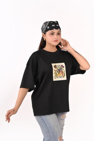 DSC_5872 copy Women’s Oversized Graphic T-Shirt – Black “Garden of Change” Print