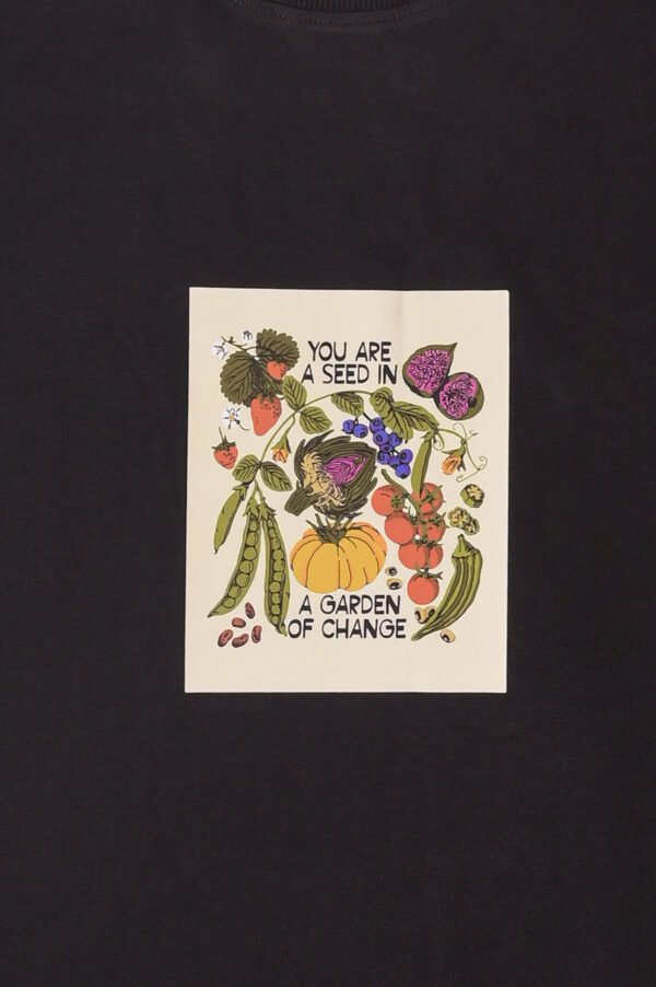 DSC_7943 d Women’s Oversized Graphic T-Shirt – Black “Garden of Change” Print